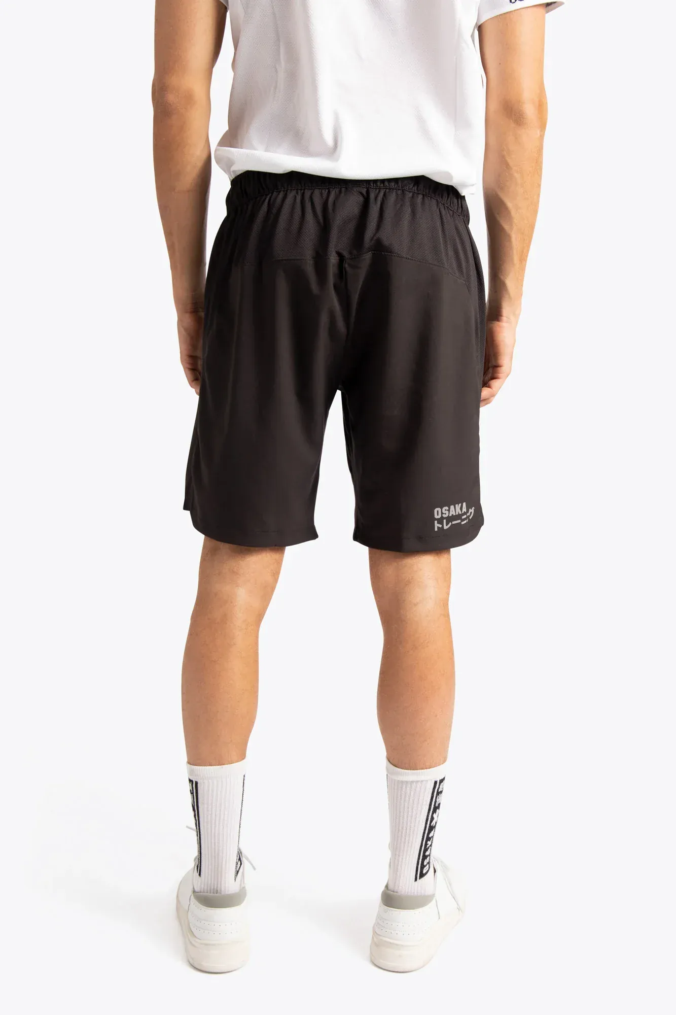 OSAKA MEN TRAINING SHORT | WHITE-BLACK - Image 12