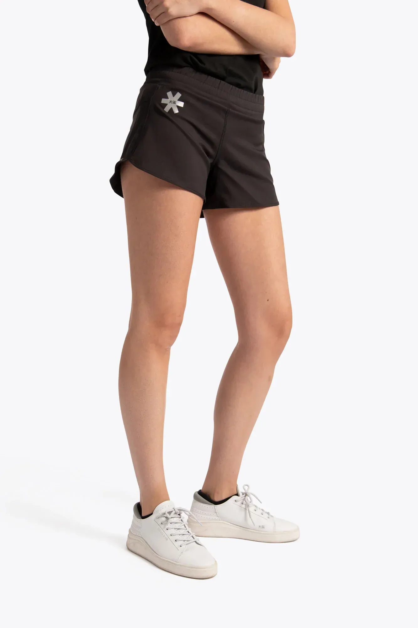OSAKA WOMEN TRAINING SHORT | BLACK - Image 2